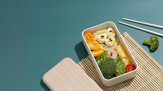 Exquisite Lunch Box Choices for Adults